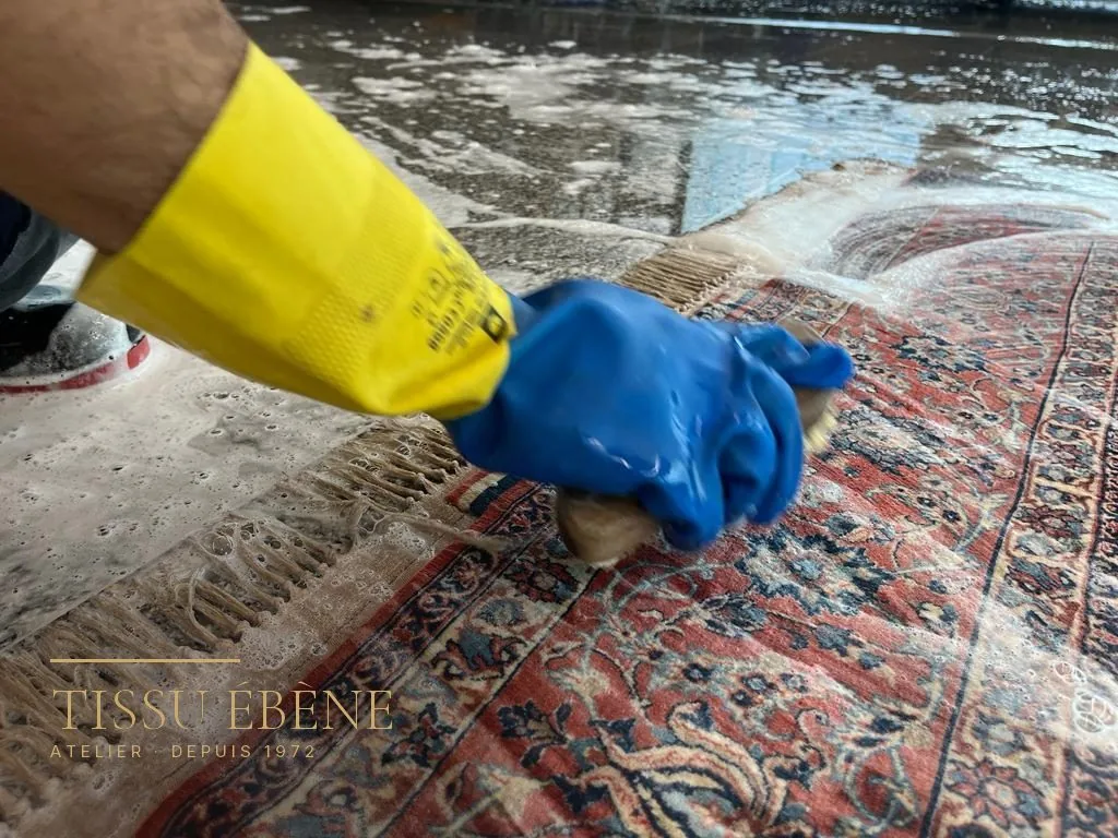Tapis pris en charge après un dégât des eaux