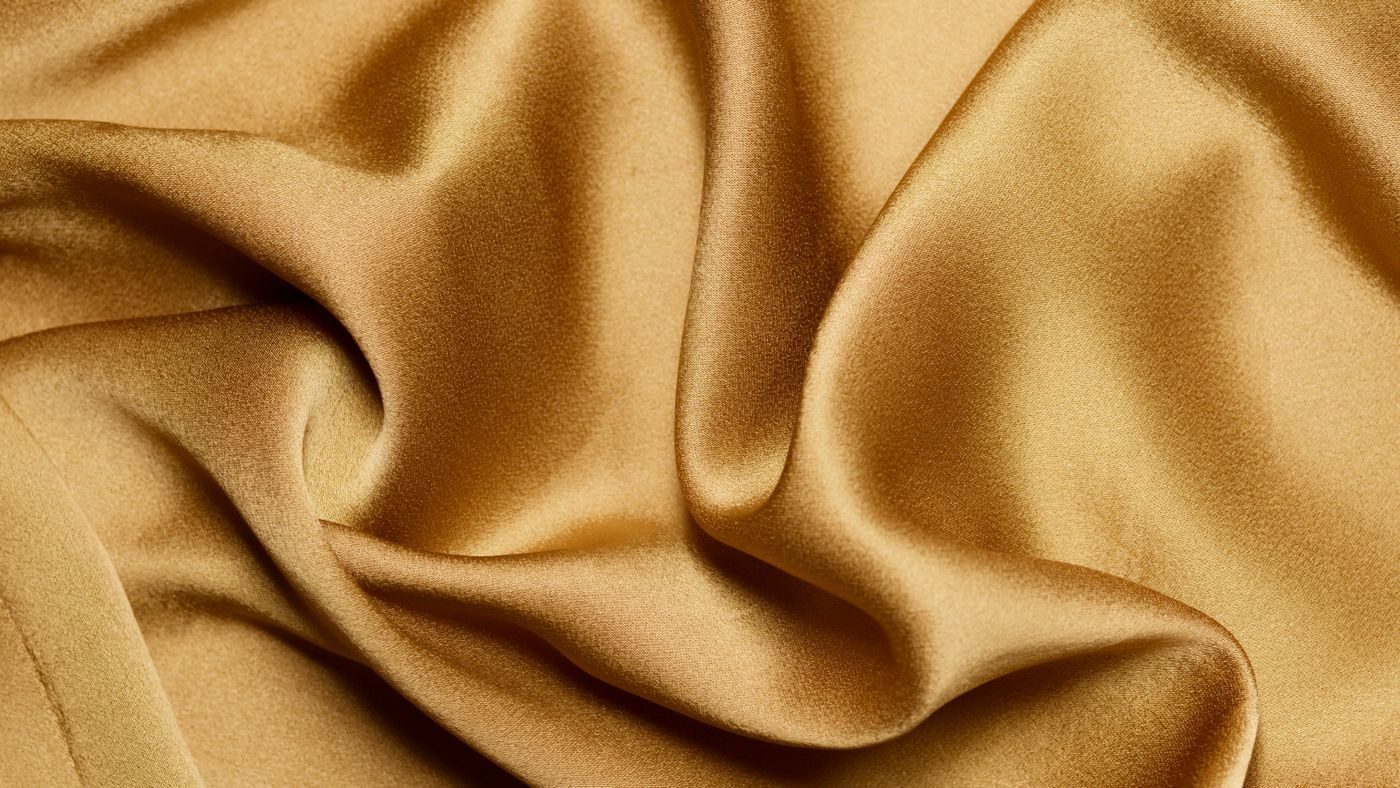 Jacquard de soie or pâle