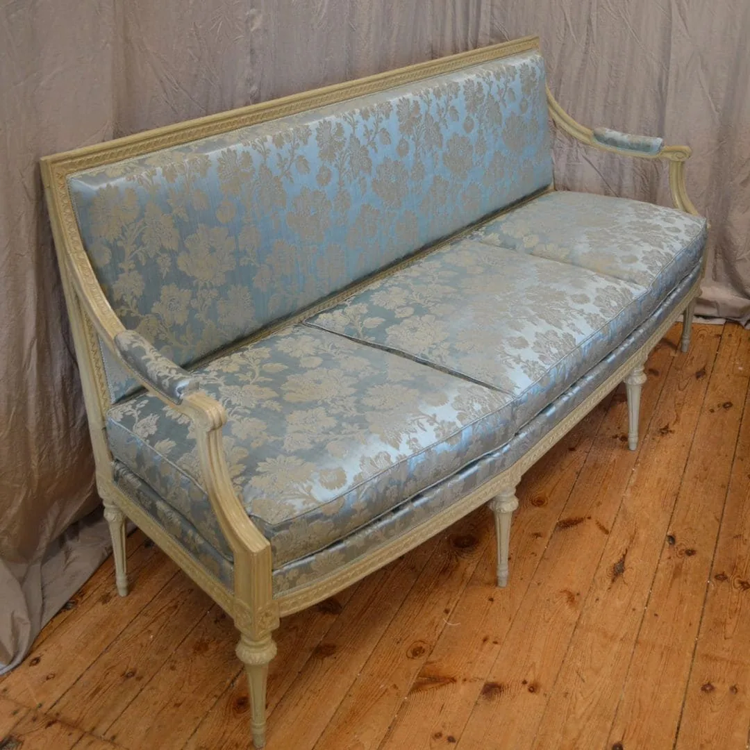 Réfection de chaises, fauteuils et canapés
